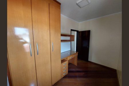 Casa à venda com 3 quartos, 202m² em Vila Floresta, Santo André