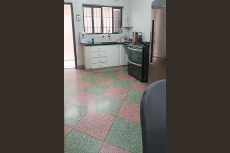 Casa à venda com 2 quartos, 186m² em Vila Camilópolis, Santo André
