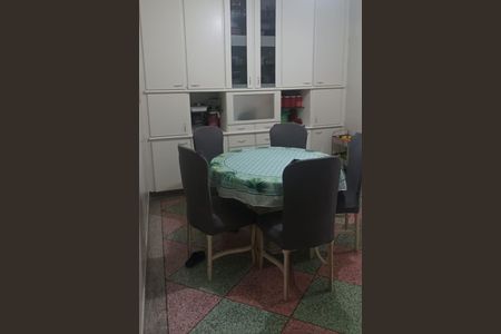 Casa à venda com 2 quartos, 186m² em Vila Camilópolis, Santo André