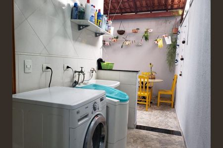 Casa à venda com 3 quartos, 208m² em Vila Jordanopolis, São Bernardo do Campo