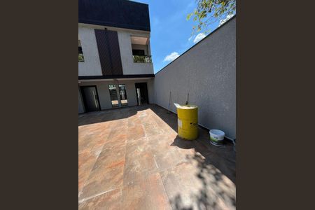 Casa à venda com 147m², 3 quartos e 2 vagas