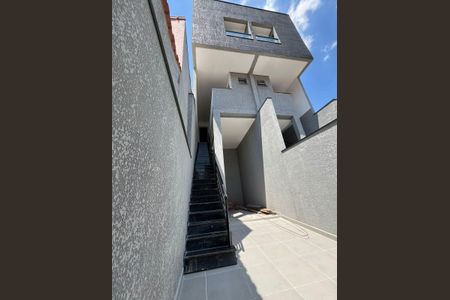 Casa à venda com 147m², 3 quartos e 2 vagas