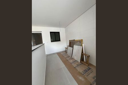 Casa à venda com 147m², 3 quartos e 2 vagas