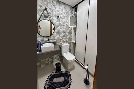 Casa à venda com 3 quartos, 215m² em Vila Metalúrgica, Santo André