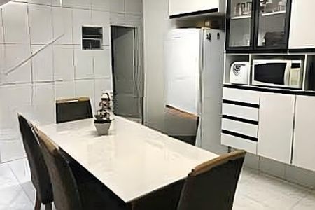 Casa à venda com 3 quartos, 125m² em Vila Suíça, Santo André