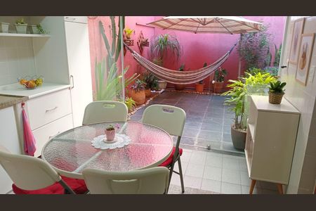 Casa à venda com 237m², 3 quartos e 4 vagas