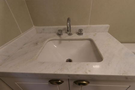 Apartamento à venda com 86m², 2 quartos e 2 vagasBanheiro Social 