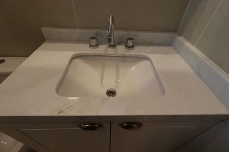 Apartamento à venda com 86m², 2 quartos e 2 vagasBanheiro da Suíte 