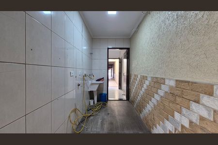 Casa à venda com 163m², 3 quartos e 4 vagas Casa à venda com 163m², 3 quartos e 4 vagasLavanderia
