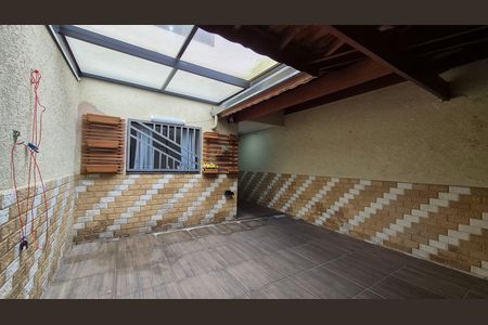 Casa à venda com 163m², 3 quartos e 4 vagas Casa à venda com 163m², 3 quartos e 4 vagasArea externa