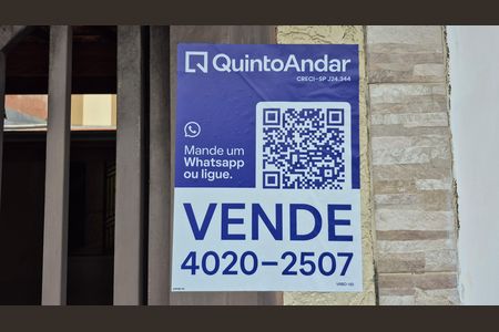 Casa à venda com 163m², 3 quartos e 4 vagas Casa à venda com 163m², 3 quartos e 4 vagasPlaca