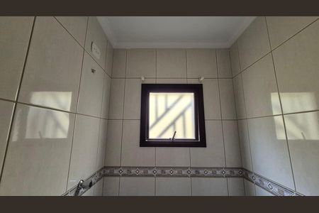 Casa à venda com 163m², 3 quartos e 4 vagas Casa à venda com 163m², 3 quartos e 4 vagasBanheiro
