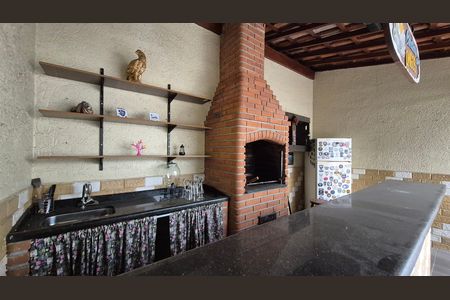 Casa à venda com 163m², 3 quartos e 4 vagas Casa à venda com 163m², 3 quartos e 4 vagasArea externa