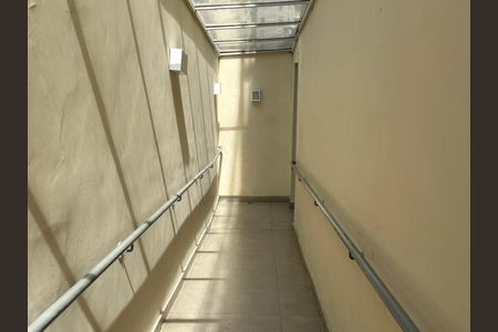 Apartamento para alugar com 68m², 3 quartos e 2 vagasCorredor Piscina