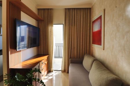 Sala de apartamento à venda com 2 quartos, 46m² em Vila Santa Isabel, São Paulo