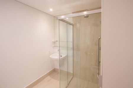 Apartamento à venda com 44m², 2 quartos e sem vaga Apartamento à venda com 44m², 2 quartos e sem vagaBanheiro Social