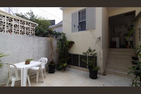 Casa à venda com 135m², 3 quartos e 2 vagas Casa à venda com 135m², 3 quartos e 2 vagasÁrea de Serviço