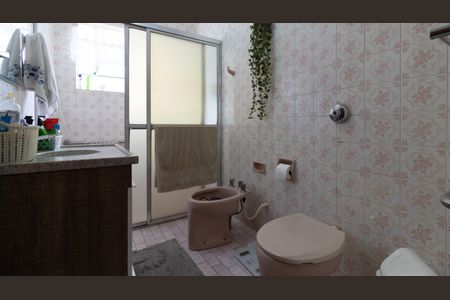 Casa à venda com 135m², 3 quartos e 2 vagas Casa à venda com 135m², 3 quartos e 2 vagasBanheiro