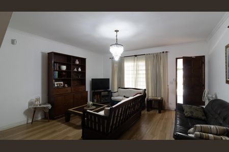 Sala de casa à venda com 3 quartos, 135m² em Vila Guilhermina, São Paulo