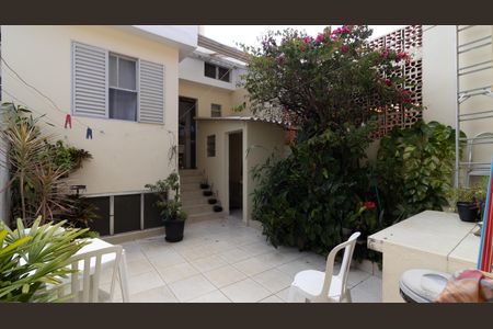 Casa à venda com 135m², 3 quartos e 2 vagas Casa à venda com 135m², 3 quartos e 2 vagasÁrea de Serviço