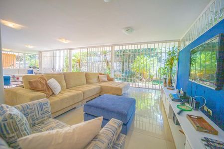 Casa à venda com 4 quartos, 800m² em Pacaembu, São Paulo