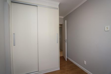 Apartamento à venda com 83m², 3 quartos e 2 vagasQuarto 