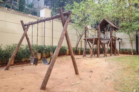 Apartamento à venda com 83m², 3 quartos e 2 vagasÁrea comum - Playground