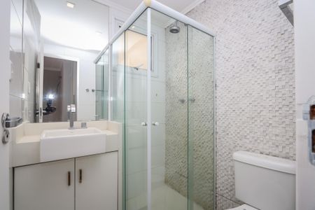 Apartamento à venda com 83m², 3 quartos e 2 vagasBanheiro da Suite