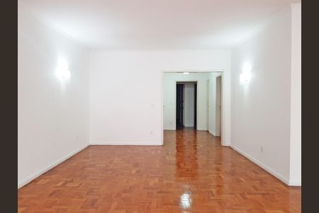Apartamento à venda com 4 quartos, 230m² em Cerqueira César, São Paulo