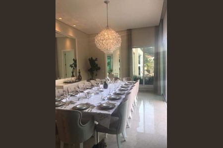 Casa à venda com 5 quartos, 760m² em Alphaville, Santana de Parnaíba