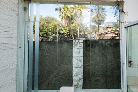 Casa à venda com 1450m², 3 quartos e 5 vagas Casa à venda com 1450m², 3 quartos e 5 vagasBanheiro da Suíte 3