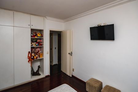 Casa à venda com 1450m², 3 quartos e 5 vagas Casa à venda com 1450m², 3 quartos e 5 vagasSuíte 3
