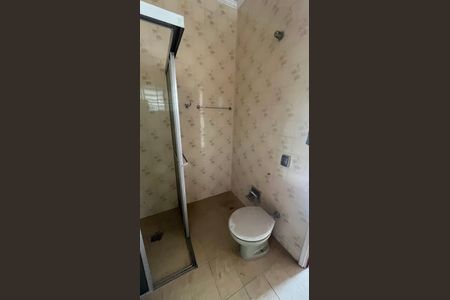 Casa à venda com 170m², 3 quartos e 3 vagasBanheiro da Suíte