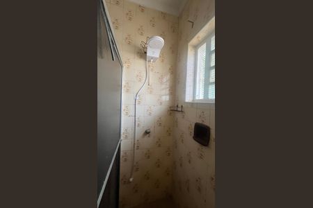 Casa à venda com 170m², 3 quartos e 3 vagasBanheiro