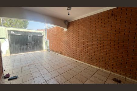 Casa à venda com 170m², 3 quartos e 3 vagasGaragem