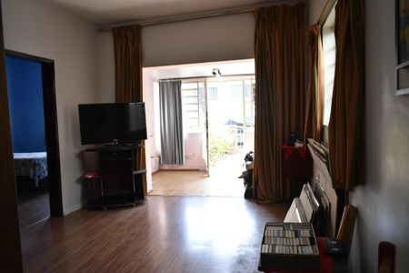 Sala de casa à venda com 3 quartos, 224m² em Mirandópolis, São Paulo