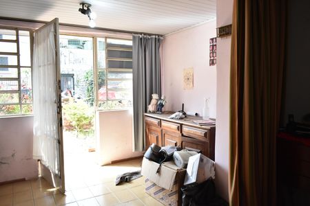 Sala de casa à venda com 3 quartos, 224m² em Mirandópolis, São Paulo