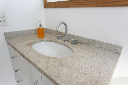 Apartamento à venda com 94m², 3 quartos e 2 vagasBanheiro da Suíte