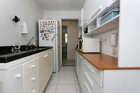 Apartamento à venda com 94m², 3 quartos e 2 vagasCozinha