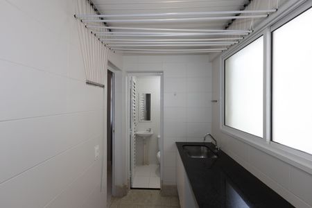 Apartamento para alugar com 113m², 3 quartos e 2 vagas Apartamento para alugar com 113m², 3 quartos e 2 vagasÁrea de Serviço
