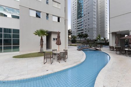 Apartamento para alugar com 113m², 3 quartos e 2 vagas Apartamento para alugar com 113m², 3 quartos e 2 vagasÁrea comum - Piscina
