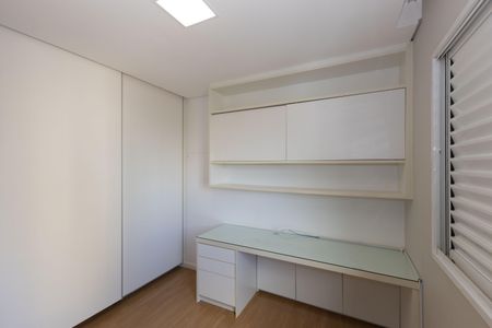 Apartamento para alugar com 113m², 3 quartos e 2 vagas Apartamento para alugar com 113m², 3 quartos e 2 vagasQuarto 3