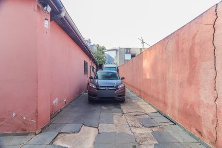 Casa à venda com 175m², 5 quartos e 8 vagas Casa à venda com 175m², 5 quartos e 8 vagasQuintal