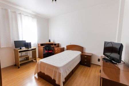 Apartamento à venda com 117m², 3 quartos e 2 vagasQuarto 2