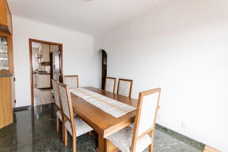 Apartamento à venda com 117m², 3 quartos e 2 vagasSala
