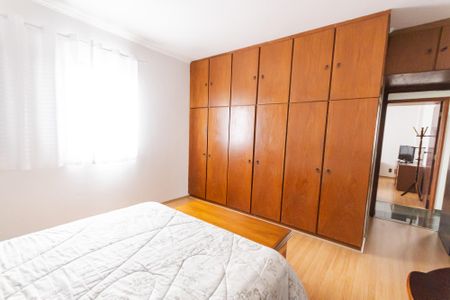 Apartamento à venda com 117m², 3 quartos e 2 vagasQuarto 3