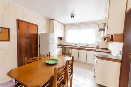 Apartamento à venda com 117m², 3 quartos e 2 vagasCozinha