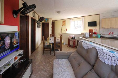 Casa à venda com 312m², 6 quartos e 6 vagasSala