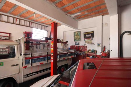 Casa à venda com 312m², 6 quartos e 6 vagasSalão