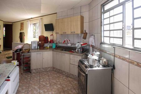 Casa à venda com 312m², 6 quartos e 6 vagasCozinha